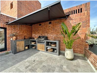 Apartamento de 4 alcobas en venta en Los Rosales, Bogotá, 260 m² · foto 19 de 20