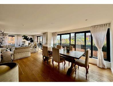 Apartamento de 4 alcobas en venta en Los Rosales, Bogotá, 260 m² · foto 3 de 20