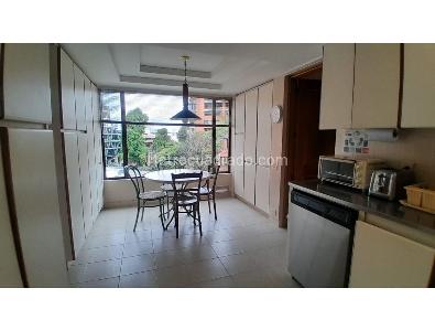 Apartamento de 3 alcobas en venta en El Nogal, Bogotá, 324 m² · foto 10 de 10