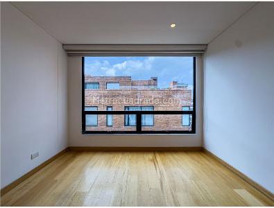 Apartamento de 2 alcobas en venta en Chico Navarra, Bogotá, 80 m² · foto 12 de 16