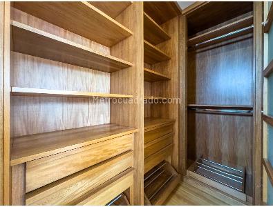 Apartamento de 2 alcobas en venta en Chico Navarra, Bogotá, 80 m² · foto 4 de 16