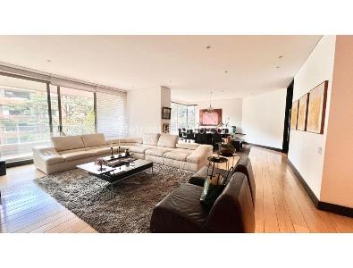 Apartamento de 4 alcobas en venta en Chico, Bogotá, 351 m² · foto 2 de 12