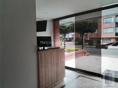Apartamento de 3 alcobas en venta en Chico Santa Barbara, Bogotá, 195 m² · foto 20 de 20