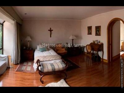 Apartamento de 4 alcobas en venta en Colinas De Suba Cerros De Suba, Bogotá, 485 m² · foto 12 de 12