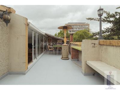 Apartamento de 3 alcobas en venta en Chico Reservado, Bogotá, 310 m² · foto 19 de 20