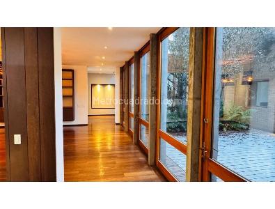 Casa de 3 alcobas en venta en Hacienda San Simon, Bogotá, 445 m² · foto 2 de 20
