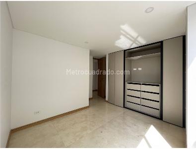 Apartamento en venta en San Patricio, Bogotá · foto 9 de 16