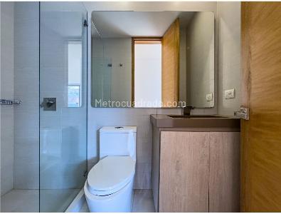 Apartamento de 2 alcobas en venta en Chico Navarra, Bogotá, 80 m² · foto 18 de 20