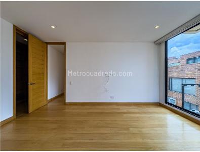 Apartamento de 2 alcobas en venta en Chico Navarra, Bogotá, 80 m² · foto 5 de 20
