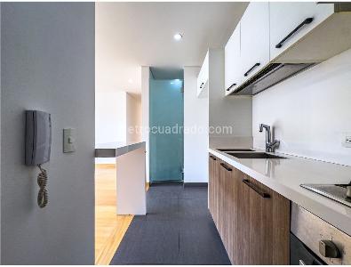 Apartamento de 2 alcobas en venta en Chico Navarra, Bogotá, 80 m² · foto 2 de 20