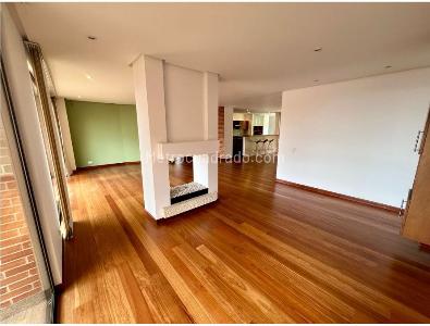 Apartamento de 3 alcobas en venta en Cerros Del Country, Bogotá, 230 m² · foto 15 de 20