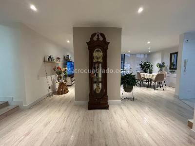 Apartamento de 3 alcobas en venta en Santa Barbara, Bogotá, 160 m² · foto 7 de 20