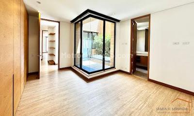 Apartamento de 2 alcobas en venta en Santa Barbara Alta, Bogotá, 157 m² · foto 2 de 13