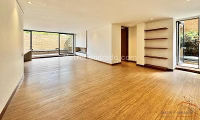 Apartamento de 2 alcobas en venta en Santa Barbara Alta, Bogotá, 157 m² · foto 5 de 13