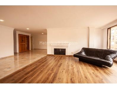 Apartamento en venta en Chico Norte, Bogotá · foto 6 de 13