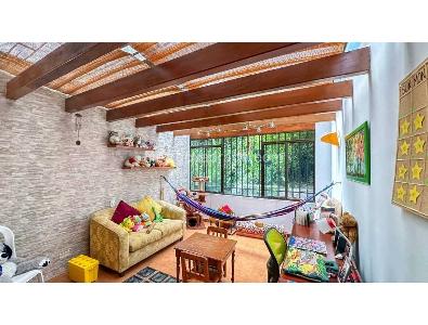 Apartamento de 3 alcobas en venta en Los Rosales, Bogotá, 252 m² · foto 14 de 19