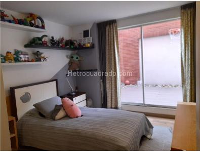 Apartamento de 3 alcobas en venta en Chico San Patricio, Bogotá, 164 m² · foto 12 de 18