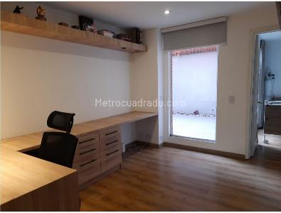 Apartamento de 3 alcobas en venta en Chico San Patricio, Bogotá, 164 m² · foto 14 de 18