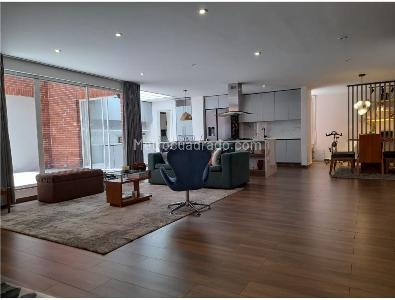 Apartamento de 3 alcobas en venta en Chico San Patricio, Bogotá, 164 m² · foto 2 de 18