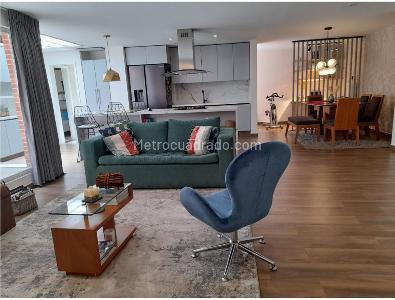 Apartamento de 3 alcobas en venta en Chico San Patricio, Bogotá, 164 m² · foto 9 de 18
