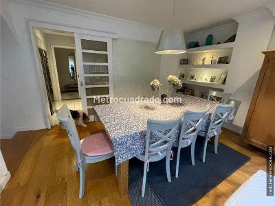 Apartamento de 3 alcobas en venta en El Nogal, Bogotá, 161 m² · foto 3 de 16
