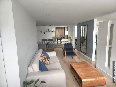 Apartamento en venta en Quintas De Santa Barbara, Bogotá · foto 6 de 10
