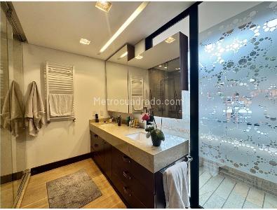 Apartamento en venta en Las Rosales, Bogotá · foto 14 de 18