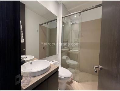 Apartamento de 2 alcobas en venta en Chico Reservado, Bogotá, 97 m² · foto 9 de 16