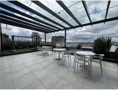 Apartamento de 2 alcobas en venta en Chico Reservado, Bogotá, 97 m² · foto 15 de 16