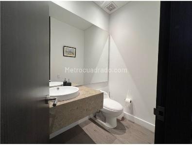 Apartamento de 2 alcobas en venta en Chico Reservado, Bogotá, 97 m² · foto 6 de 16
