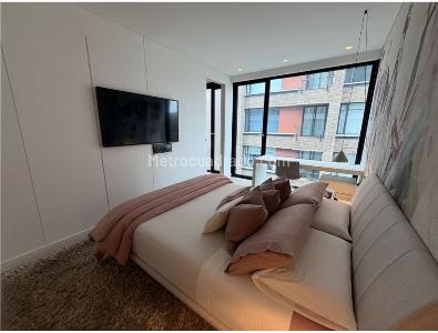 Apartamento de 3 alcobas en venta en Los Rosales Chico, Bogotá, 171 m² · foto 10 de 18