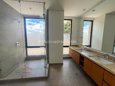 Apartamento en venta en Santa Barbara Alta, Bogotá · foto 19 de 20