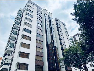 Apartamento en arriendo en Contry, Bogotá · foto 2 de 20