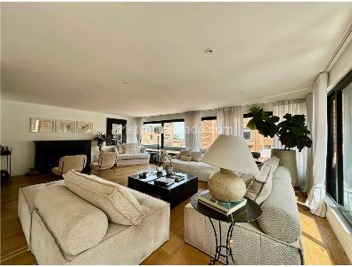 Apartamento de 4 alcobas en venta en Los Rosales, Bogotá, 370 m² · foto 5 de 20