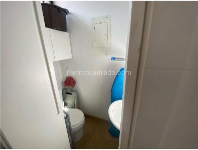 Apartamento de 2 alcobas en venta en Los Rosales, Bogotá, 137 m² · foto 4 de 18