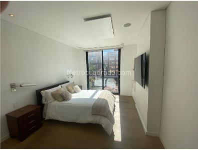 Apartamento de 2 alcobas en venta en Los Rosales, Bogotá, 137 m² · foto 7 de 18