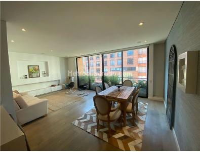 Apartamento de 2 alcobas en venta en Los Rosales, Bogotá, 137 m² · foto 8 de 18