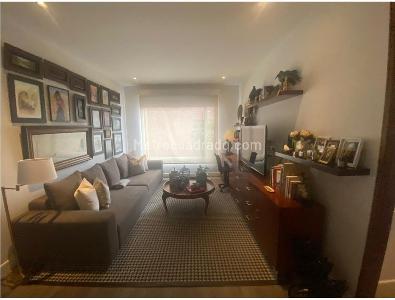 Apartamento de 3 alcobas en venta en Los Rosales, Bogotá, 290 m² · foto 16 de 20