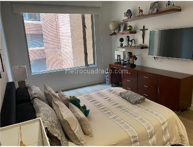 Apartamento de 3 alcobas en venta en Los Rosales, Bogotá, 290 m² · foto 4 de 20