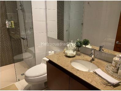 Apartamento de 3 alcobas en venta en Los Rosales, Bogotá, 290 m² · foto 7 de 20