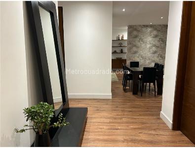 Apartamento de 2 alcobas en venta en Los Rosales, Bogotá, 126 m² · foto 6 de 20