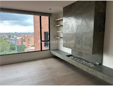 Apartamento en venta en El Refugio, Bogotá · foto 3 de 20