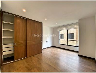Apartamento en venta en Cedritos, Bogotá · foto 2 de 18