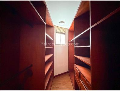 Apartamento en venta en Santa Ana Occidental, Bogotá · foto 7 de 20