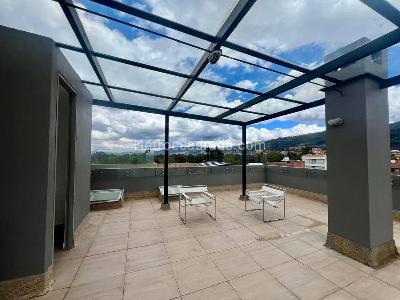 Apartamento de 3 alcobas en venta en Country Club, Bogotá, 125 m² · foto 10 de 11