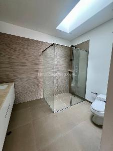 Apartamento de 3 alcobas en venta en Country Club, Bogotá, 125 m² · foto 4 de 11
