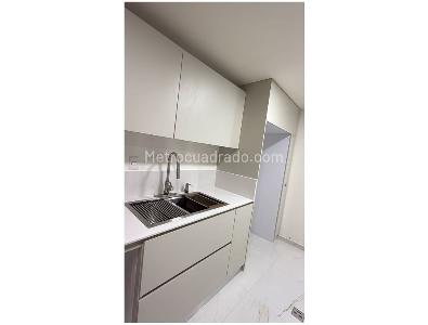 Apartamento de 3 alcobas en venta en Molinos Norte, Bogotá, 137 m² · foto 13 de 15