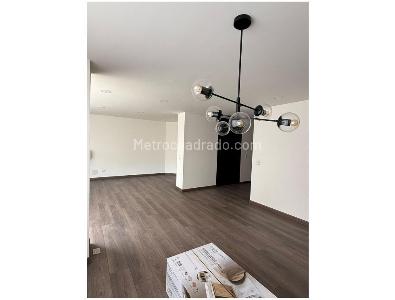 Apartamento de 3 alcobas en venta en Molinos Norte, Bogotá, 137 m² · foto 2 de 15