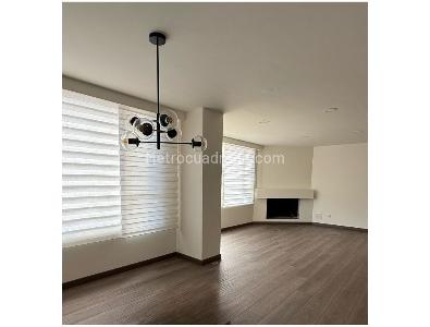 Apartamento de 3 alcobas en venta en Molinos Norte, Bogotá, 137 m² · foto 3 de 15