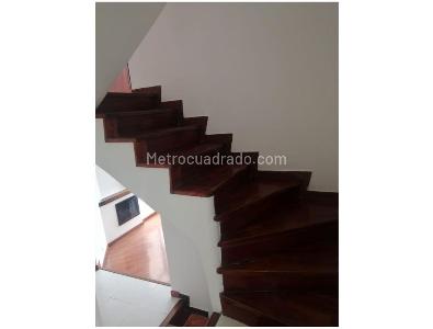 Casa de 3 alcobas en venta en Chico Navarra, Bogotá, 113 m² · foto 18 de 20